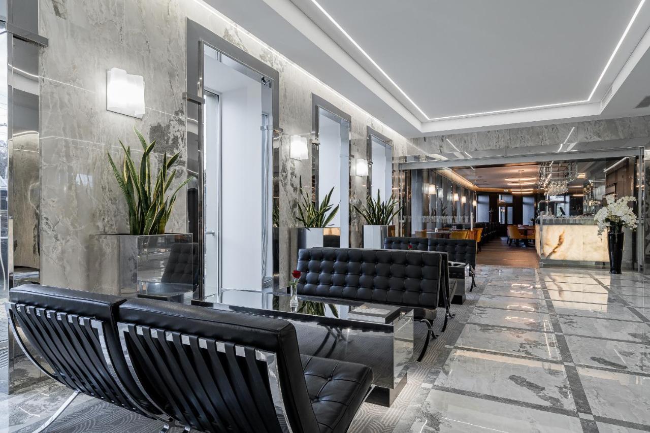 Congress Hotell 4*